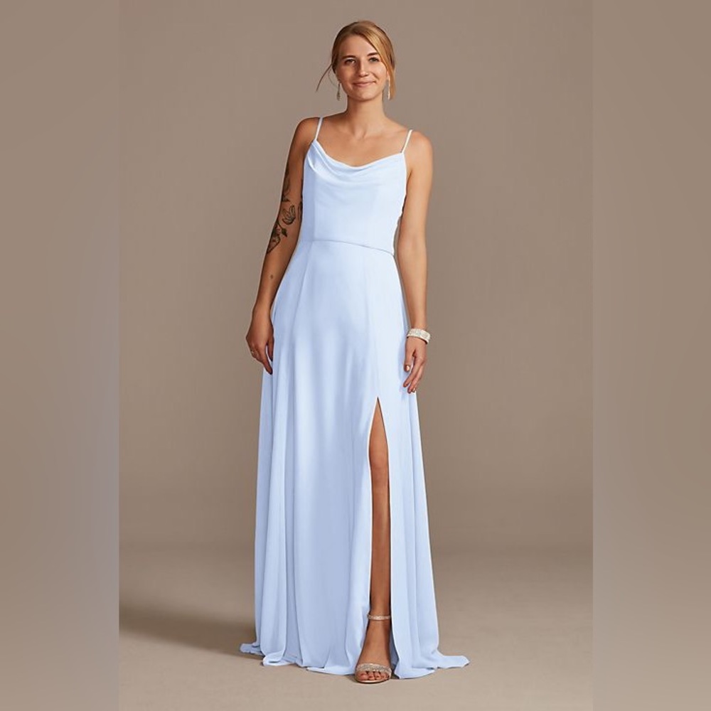 David’s Bridal Chiffon Formal Bridesmaids Dress w/ Slit Ice Blue Women’s Size 2
